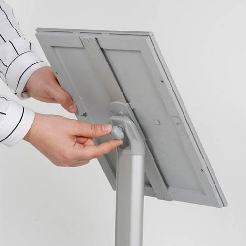 Porta menú económico gris trasera